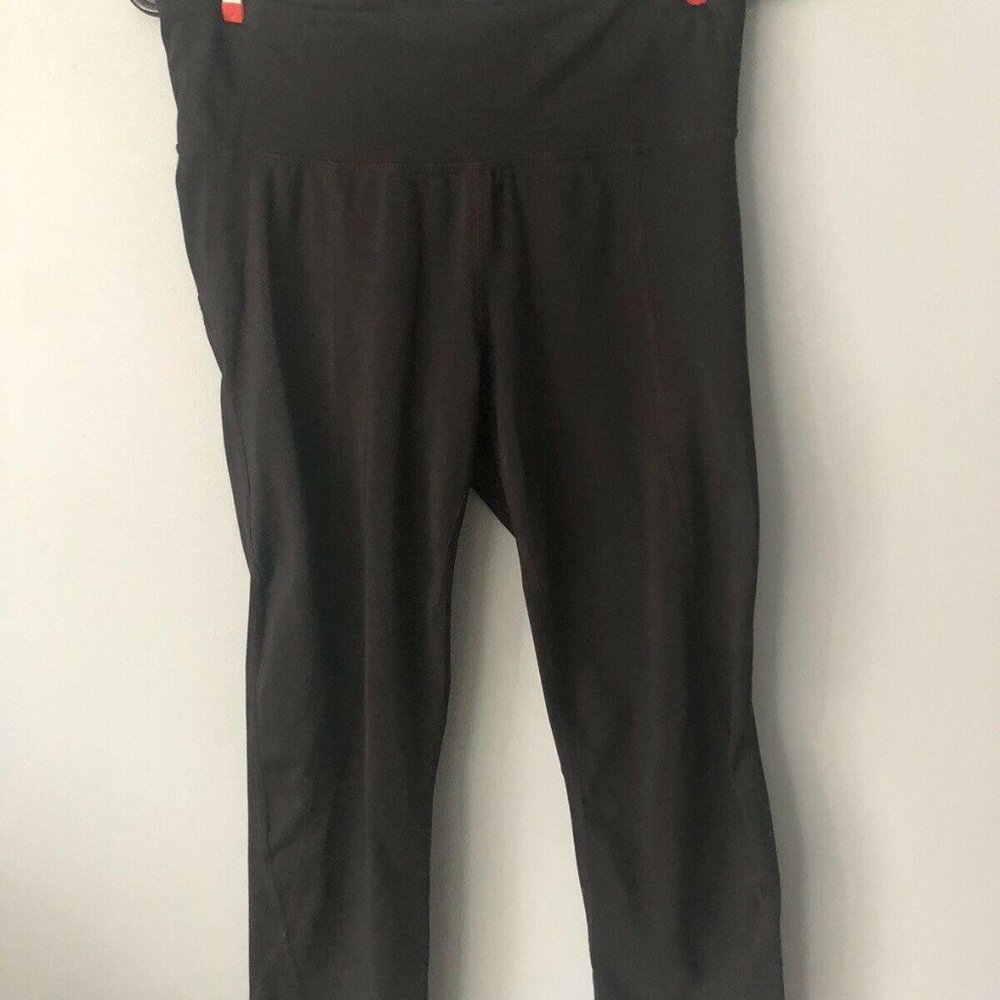 Gap Gapfit Gfast Women’s Black Capris Workout